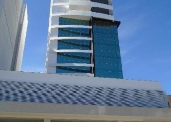 Apto Mobiliado com 52m², 1 dormitório, 1 vaga, no bairro Lourdes em Caxias do Sul para Alugar