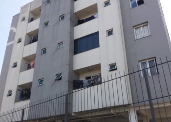 Apartamento com 55m², 2 dormitórios, 1 vaga, no bairro Esplanada em Caxias do Sul para Comprar