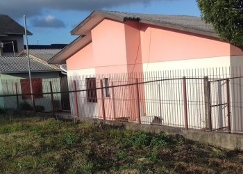 Casa com 174m², 2 dormitórios, 1 vaga, no bairro Santa Lucia em Caxias do Sul para Comprar