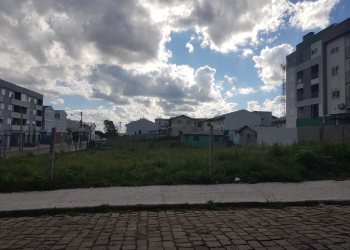Terreno com 360m², no bairro Morada dos Alpes em Caxias do Sul para Comprar