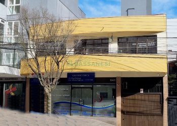 Sala com 81m², no bairro Centro em Caxias do Sul para Alugar