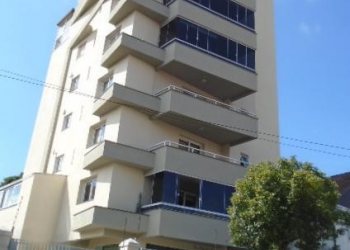 Apartamento com 115m², 3 dormitórios, 2 vagas, no bairro Pio X em Caxias do Sul para Alugar