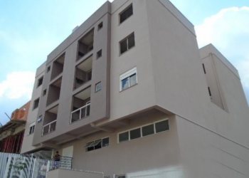 Apartamento com 63m², 2 dormitórios, 1 vaga, no bairro Salgado Filho em Caxias do Sul para Alugar