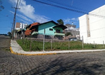 Terreno, no bairro Nossa Senhora da Saúde em Caxias do Sul para Comprar