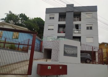 Apto Mobiliado com 56m², 2 dormitórios, 1 vaga, no bairro Charqueadas em Caxias do Sul para Comprar