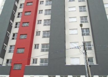 Apartamento com 43m², 2 dormitórios, 1 vaga, no bairro Desvio Rizzo em Caxias do Sul para Alugar