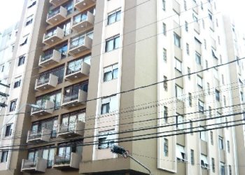 Apartamento com 177m², 3 dormitórios, 1 vaga, no bairro Centro em Caxias do Sul para Comprar
