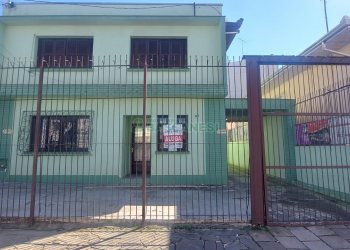 Casa com 600m², 6 dormitórios, 2 vagas, no bairro Pio X em Caxias do Sul para Alugar