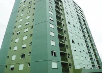 Apto/Cobertura com 80m², 3 dormitórios, 2 vagas, no bairro De Lazzer em Caxias do Sul para Comprar