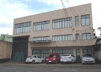 Pavilhão com 3000m², no bairro Rio Branco em Caxias do Sul para Alugar