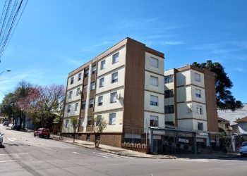 Apto Mobiliado com 75m², 3 dormitórios, 1 vaga, no bairro Rio Branco em Caxias do Sul para Alugar