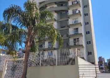 Apartamento com 42m², 1 dormitório, 1 vaga, no bairro Lourdes em Caxias do Sul para Alugar