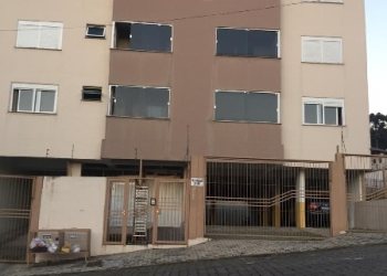 Apartamento com 62m², 2 dormitórios, 1 vaga, no bairro Ana Rech em Caxias do Sul para Comprar