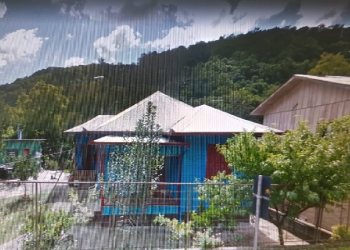 Casa, 3 dormitórios, 1 vaga, no bairro Galopolis em Caxias do Sul para Comprar