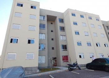 Apartamento com 52m², 2 dormitórios, 1 vaga, no bairro Desvio Rizzo em Caxias do Sul para Alugar