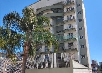 Apartamento com 36m², 1 dormitório, 1 vaga, no bairro Lourdes em Caxias do Sul para Comprar