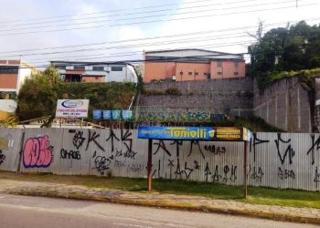 Terreno com 1261m², no bairro Sagrada Família em Caxias do Sul para Alugar ou Comprar