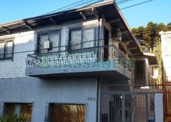 Casa com 287m², 3 dormitórios, no bairro São Pelegrino em Caxias do Sul para Comprar