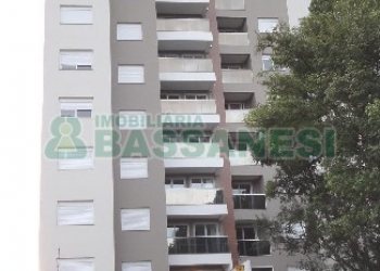 Apartamento com 78m², 2 dormitórios, 1 vaga, no bairro Panazzolo em Caxias do Sul para Alugar