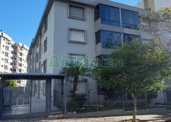 Apto Mobiliado com 72m², 2 dormitórios, no bairro Centro em Caxias do Sul para Alugar