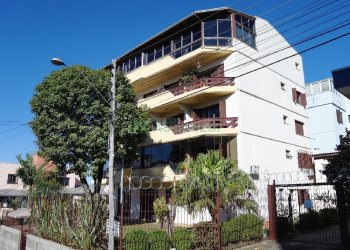 Apto Mobiliado com 109m², 3 dormitórios, 1 vaga, no bairro Lourdes em Caxias do Sul para Comprar