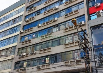 Sala com 50m², no bairro Centro em Caxias do Sul para Alugar