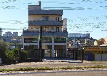 Loja com 564m², 1 vaga, no bairro Cristo Redentor em Caxias do Sul para Alugar