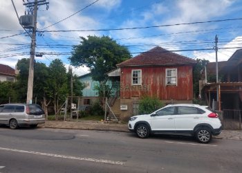 Casa com 200m², 3 dormitórios, no bairro Lourdes em Caxias do Sul para Comprar