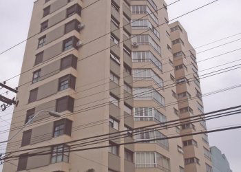 Apartamento, 3 dormitórios, 1 vaga, no bairro Lourdes em Caxias do Sul para Comprar