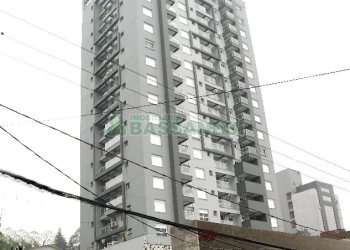 Apartamento com 41m², 1 dormitório, 1 vaga, no bairro Lourdes em Caxias do Sul para Comprar