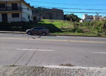 Terreno com 406m², no bairro Planalto em Caxias do Sul para Comprar