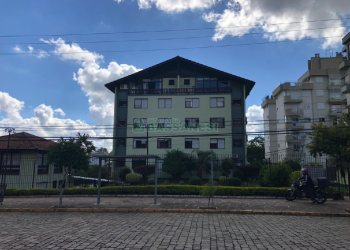 Apartamento com 77m², 2 dormitórios, 1 vaga, no bairro Marechal Floriano em Caxias do Sul para Comprar
