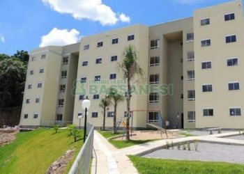 Apartamento com 60m², 2 dormitórios, 1 vaga, no bairro Nossa Senhora das Graças em Caxias do Sul para Alugar