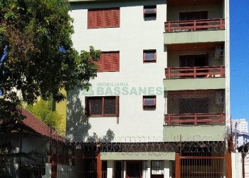 Apto Mobiliado com 78m², 1 dormitório, 1 vaga, no bairro Centro em Caxias do Sul para Alugar