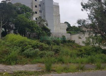Terreno com 961m², no bairro Jardim Eldorado em Caxias do Sul para Comprar