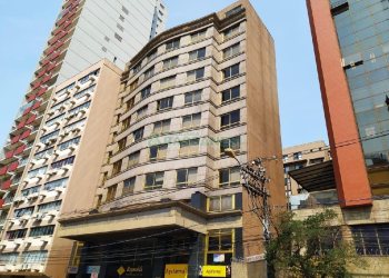 Sala com 123m², 2 vagas, no bairro Centro em Caxias do Sul para Alugar ou Comprar