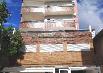 Loja com 262m², no bairro Pio X em Caxias do Sul para Alugar