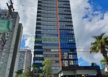 Apartamento com 167m², 3 dormitórios, 3 vagas, no bairro Universitário em Caxias do Sul para Comprar