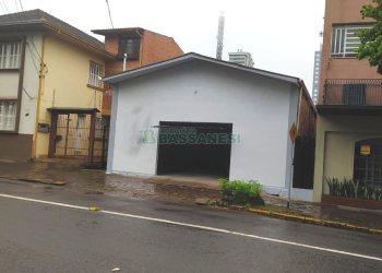 Pavilhão com 220m², no bairro Lourdes em Caxias do Sul para Alugar