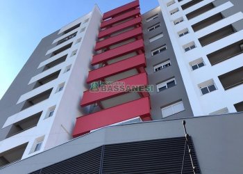Apartamento com 69m², 2 dormitórios, 2 vagas, no bairro Lourdes em Caxias do Sul para Alugar