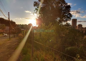 Terreno, no bairro Marechal Floriano em Caxias do Sul para Comprar