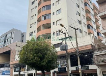 Apartamento com 62m², 2 dormitórios, 1 vaga, no bairro Centro em Caxias do Sul para Comprar
