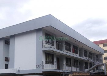 Kitinete com 30m², 1 dormitório, 1 vaga, no bairro Petrópolis em Caxias do Sul para Alugar