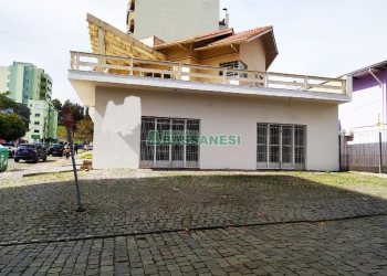 Loja com 239m², no bairro Madureira em Caxias do Sul para Alugar