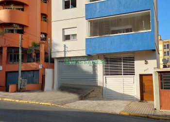 Loja com 100m², 2 vagas, no bairro Madureira em Caxias do Sul para Alugar