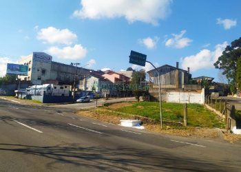 Terreno com 384m², no bairro Sagrada Família em Caxias do Sul para Alugar ou Comprar