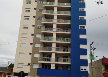Apartamento com 76m², 3 dormitórios, 2 vagas, no bairro Universitário em Caxias do Sul para Comprar