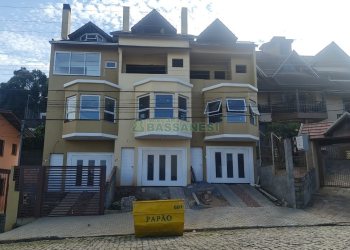 Casa com 265m², 4 dormitórios, 3 vagas, no bairro Colina Sorriso em Caxias do Sul para Alugar