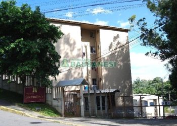 Apartamento com 52m², 2 dormitórios, 1 vaga, no bairro Desvio Rizzo em Caxias do Sul para Comprar