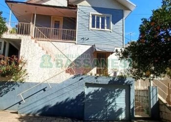 Casa com 120m², 10 dormitórios, 3 vagas, no bairro Marechal Floriano em Caxias do Sul para Comprar